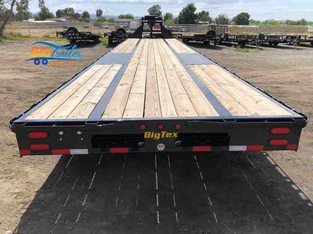Gooseneck Flatbed straight deck rental